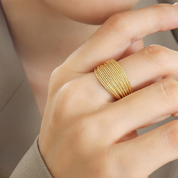 Vera ring med åben ende | 18k guld