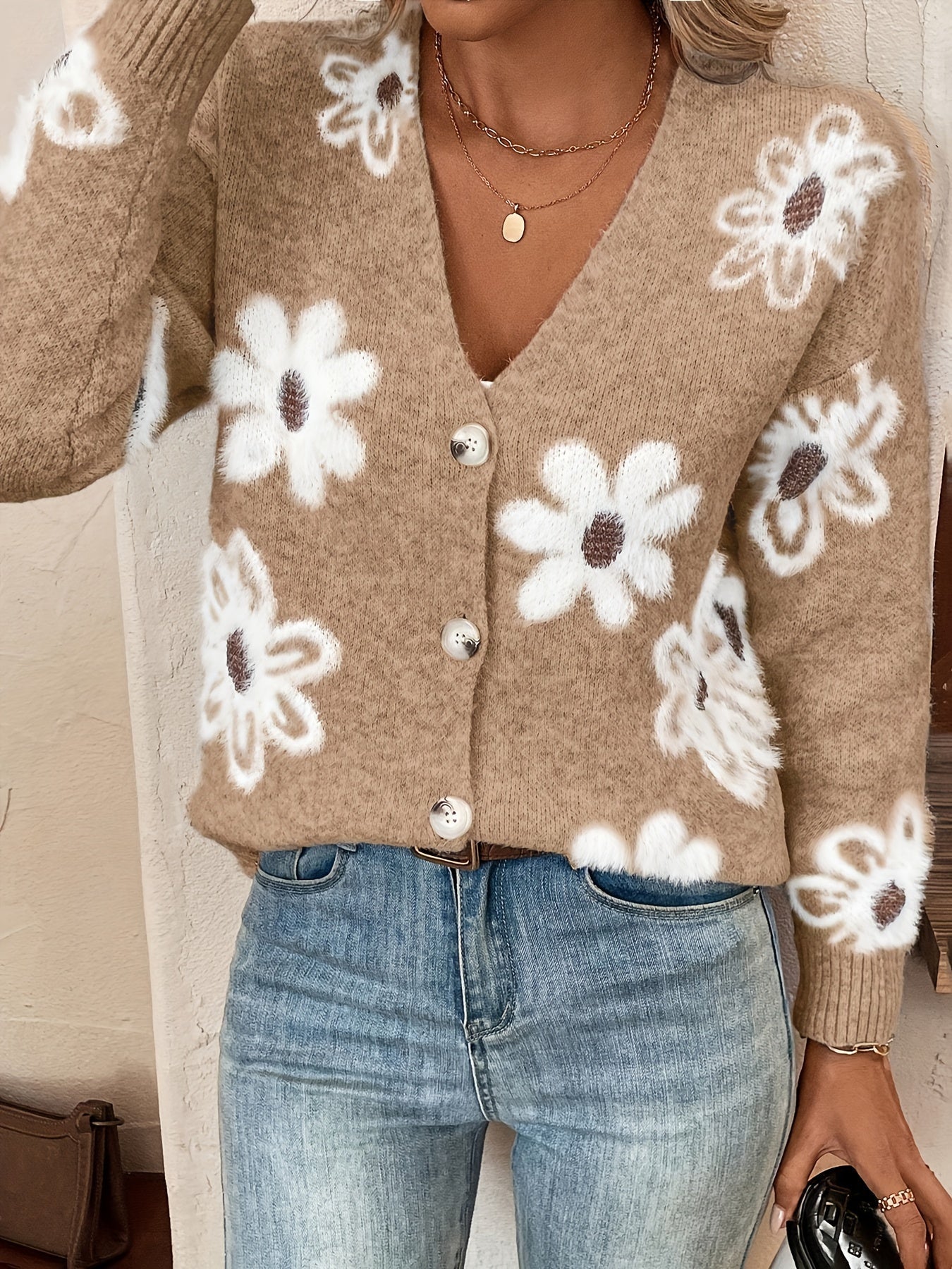 Daisy | Strikket Cardigan med Blomstermønster