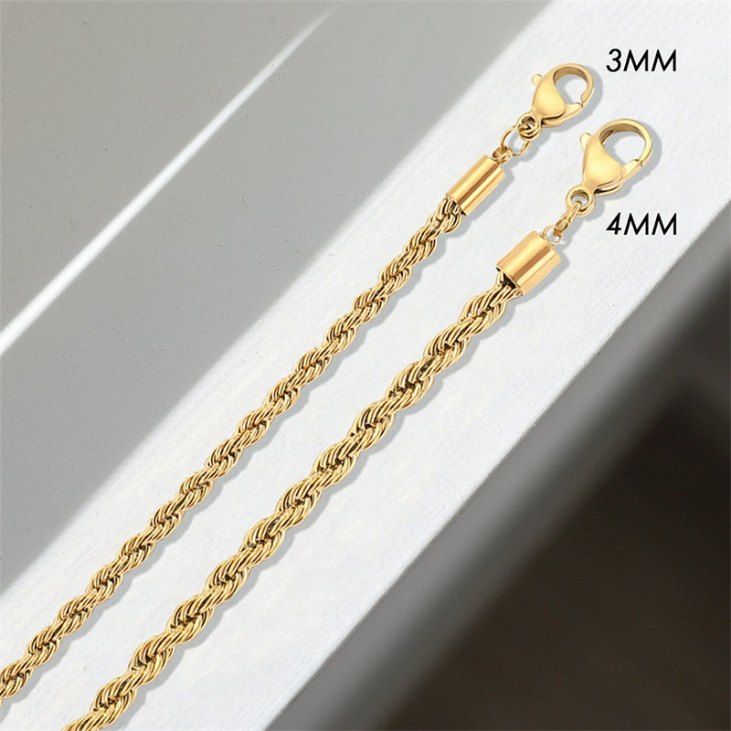 Olivia necklace in twisted style | 18K gold