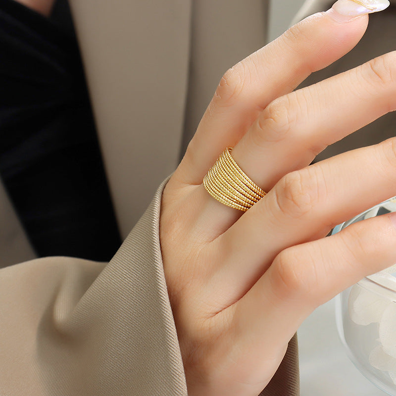 Vera ring med åben ende |  18k guld