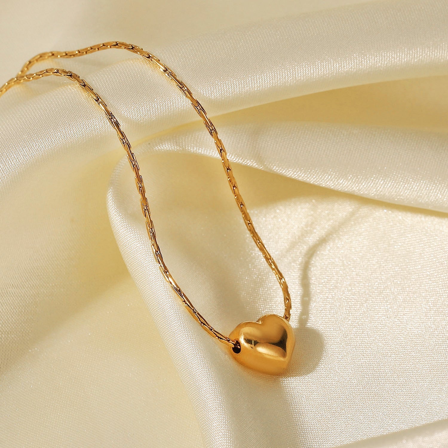 Halskæde Jessica | Guld 18k