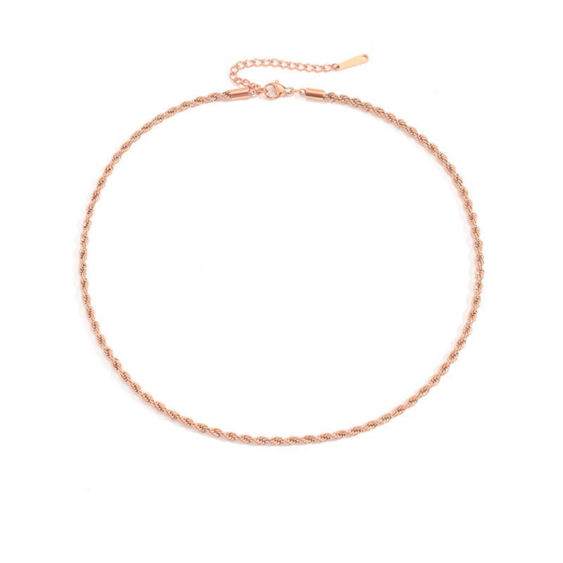 Olivia necklace in twisted style | 18K gold