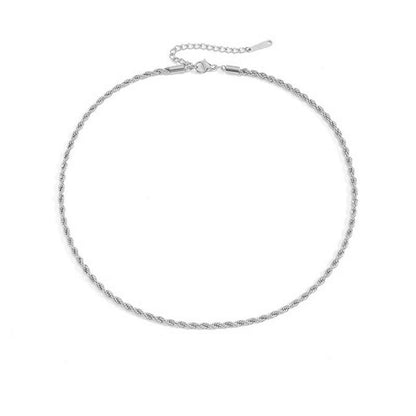 Olivia necklace in twisted style | 18K gold
