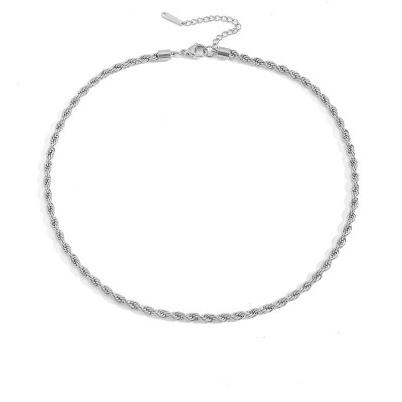 Olivia necklace in twisted style | 18K gold