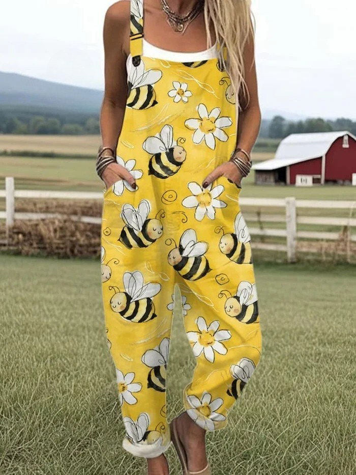 Clomet | Jumpsuit med broderimønster af flyvende bier