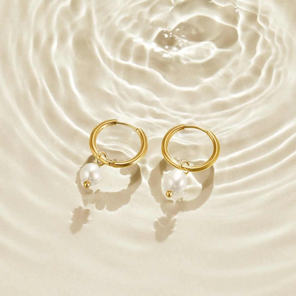 Bella earrings with freshwater pearls | Gold 18k