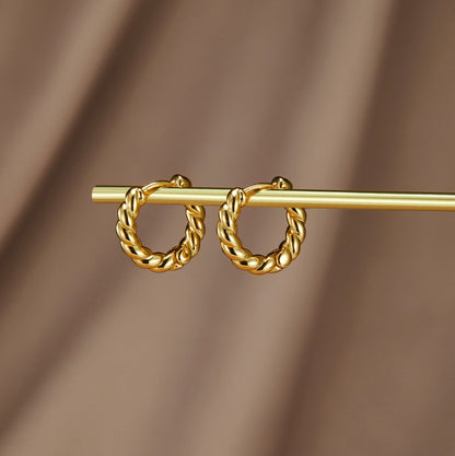 Luna Elegante Snoede Øreringe | 14k Guld