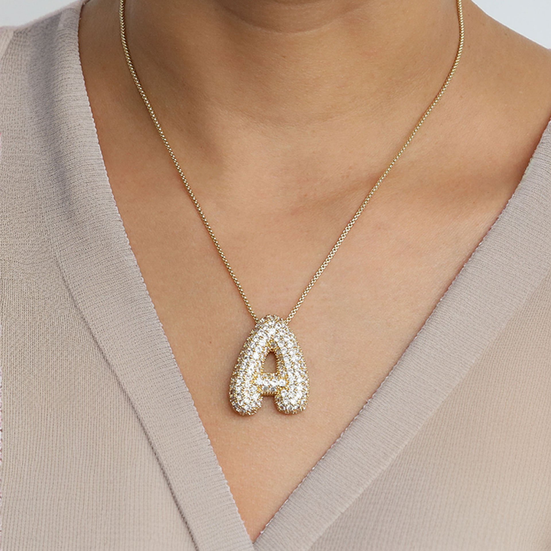 Navnesmykke Bubble med diamant | 18k Guld